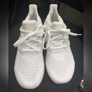 Adidas Ultraboost 1.0 White Sneakers Size 8.5